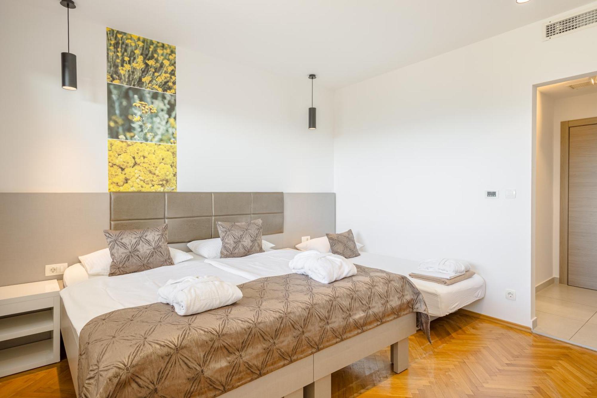 Rogac Rooms & Restaurant Omiš Dış mekan fotoğraf