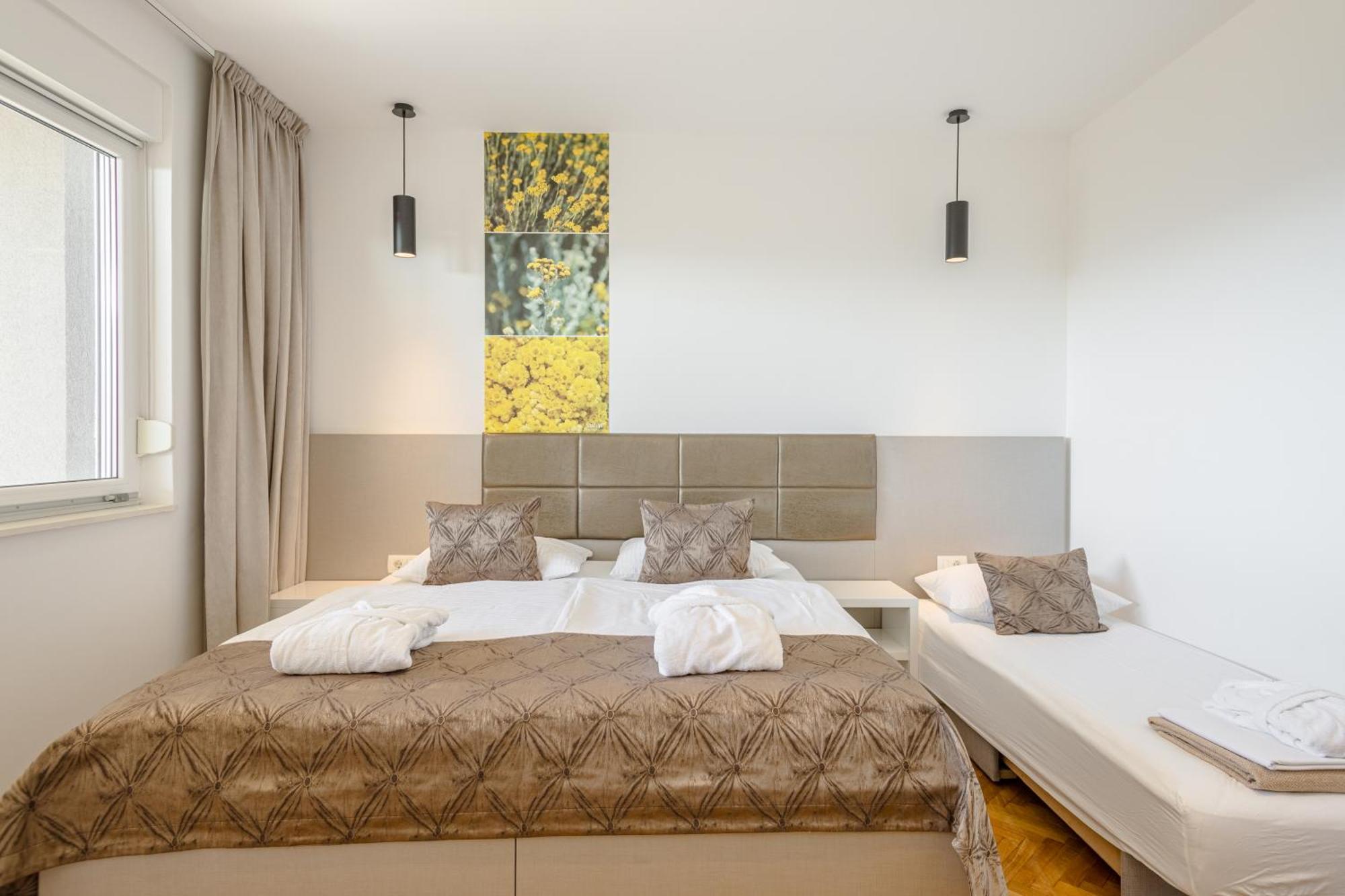 Rogac Rooms & Restaurant Omiš Dış mekan fotoğraf
