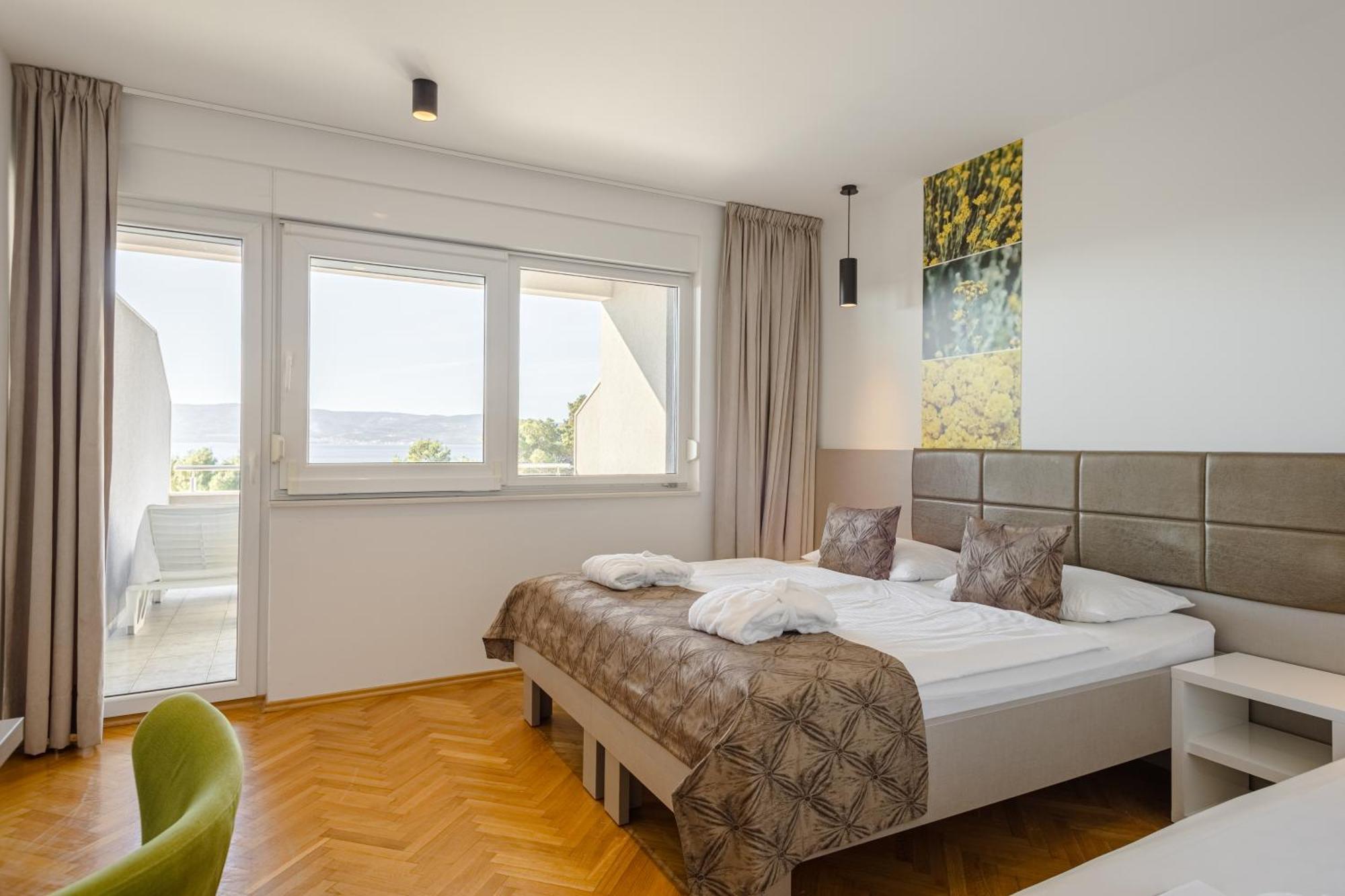 Rogac Rooms & Restaurant Omiš Dış mekan fotoğraf